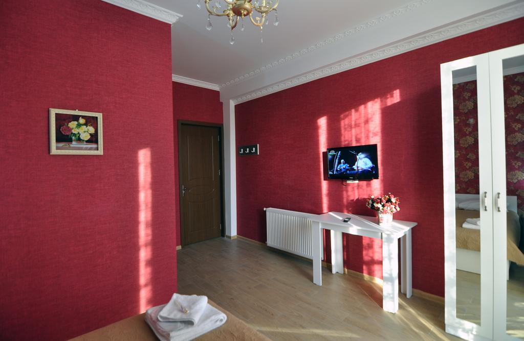 Flamingo Group Hotel Tbilisi Exterior foto